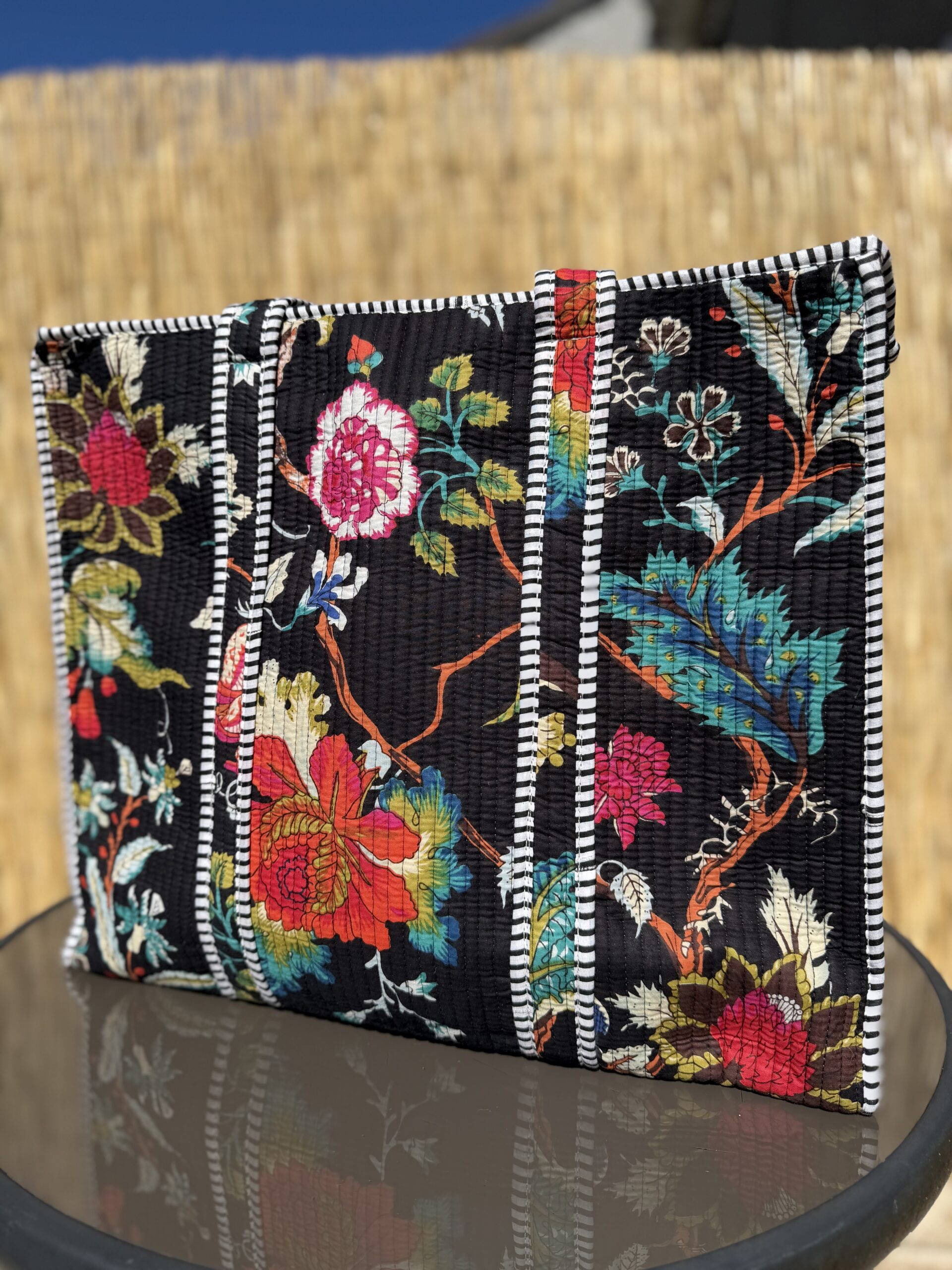 Midnight Botanica large tote bag - Image 2